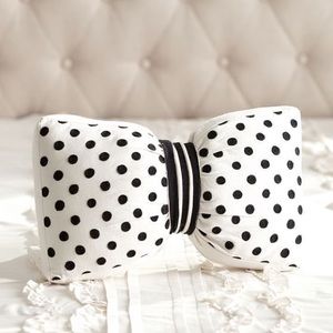 Pottery Barn Teen Emily & Meritt Bow Pillow